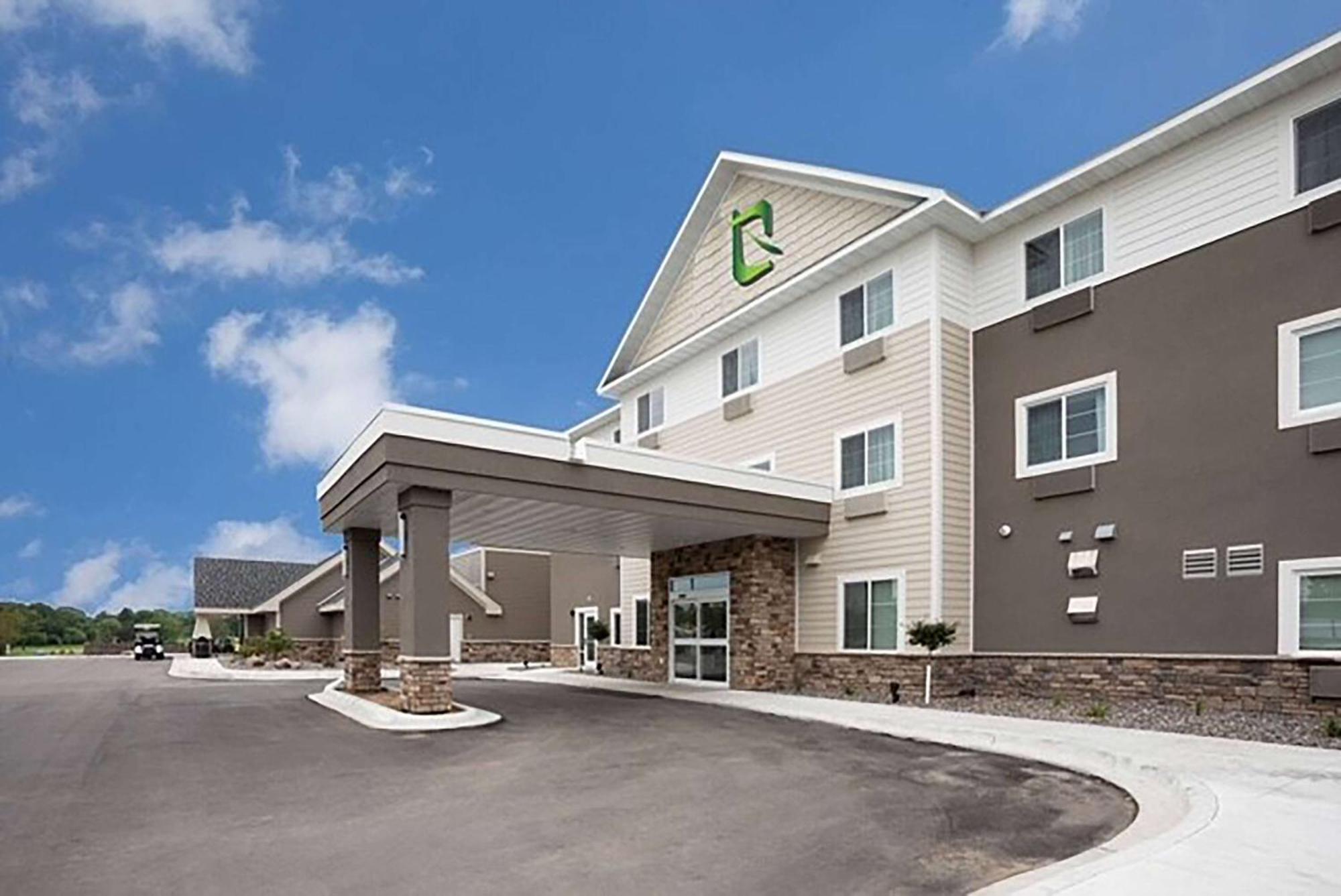 Little Crow Resort & Conference, Trademark By Wyndham Spicer Екстер'єр фото